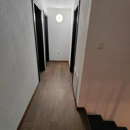 Feriehus Divanhana Na Uni Bosanska Krupa