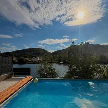 Vakantiehuis Divanhana Na Uni Bosanska Krupa